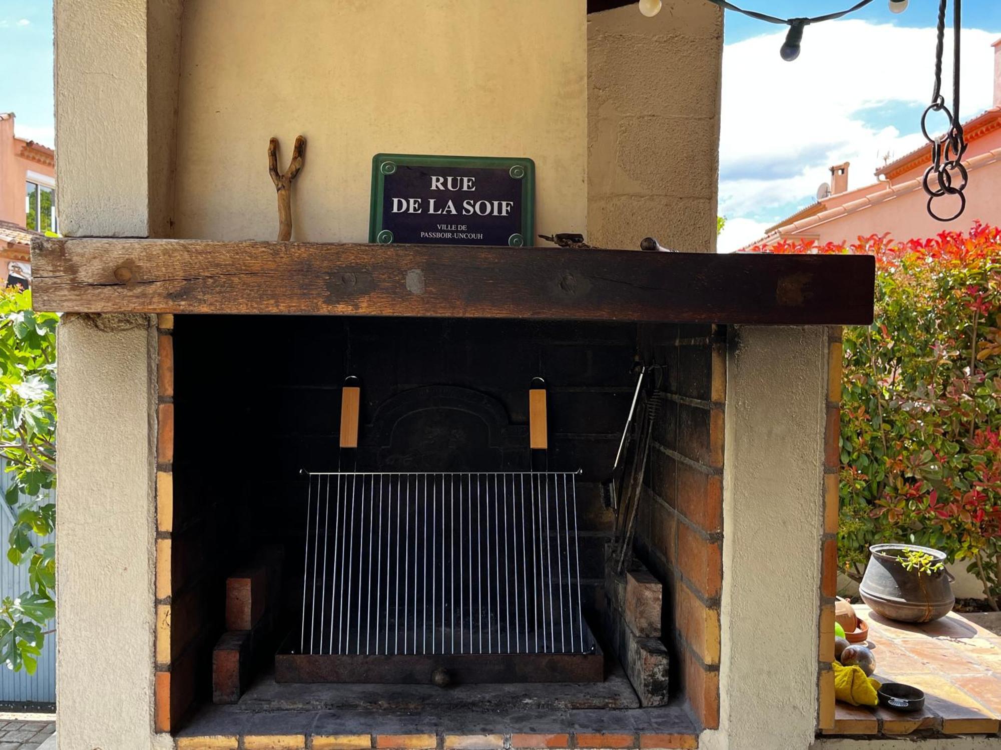 La Maison Brennus , Piscine, 15 Min Des Plages Béziers Exterior foto
